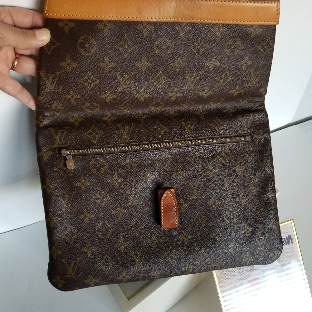 Louis Vuitton Pochette Pliant envelope clutch - Picture 11 of 16